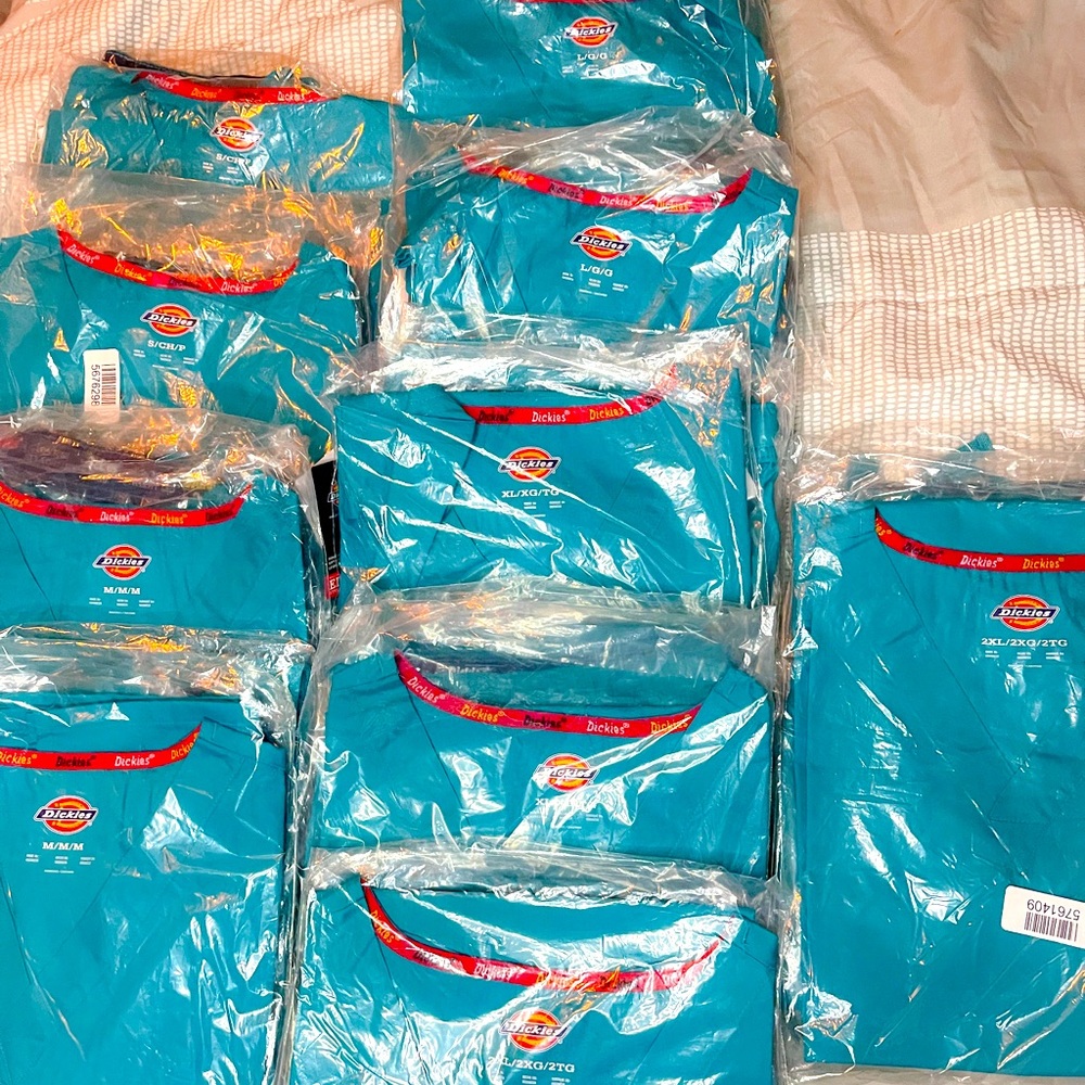 Brand new womens Dickies scrubs set